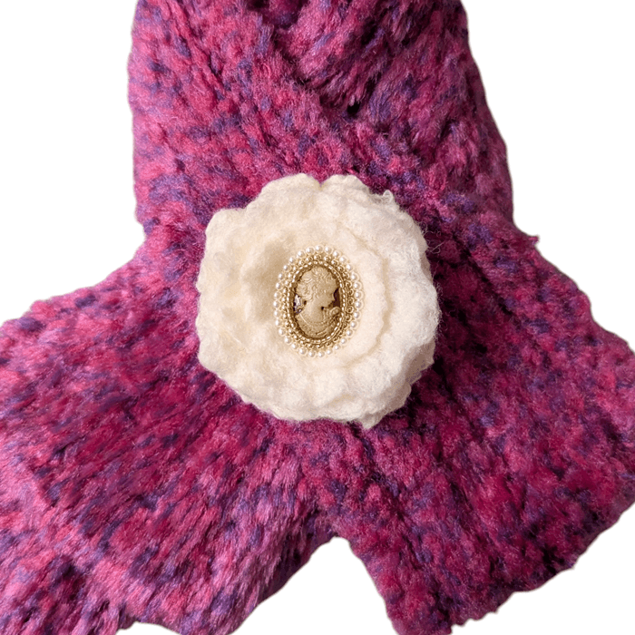 【卒入学式に】軽くて上品な羊毛フェルトのカメオブローチ｜パールが彩る大人のブローチ（白）｜受注製作 | 6枚目